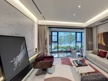 观山樾 高品质住宅 无任何税费 中海物业 带下层会所。