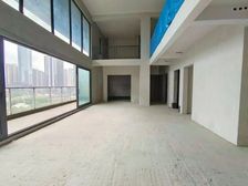 融创九樾府 顶楼复式纯毛坯无税 赠送150平大露台出门数博大