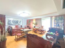 济大路15号 5室3厅 307.36平