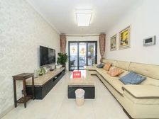 品牌家私家电,拎包即可入住,有需要可以另外协商