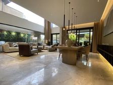 (独栋别墅)千亩湖景资源,实得800平+,带4个车位