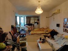 七十年产权住宅 视野开阔无挡 房东诚心急售 总价低 近地铁