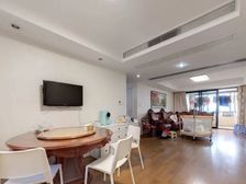 店总力推,高区南北通三开间朝南,采光视野无遮挡