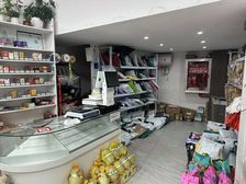 11米大开间沿街商铺,三门头多方位展示宣传。多业态可经营