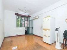 桂巷新村户型方正卧室朝南带阳台户型通透价格可谈
