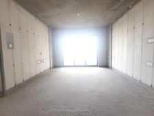 小区独一套 143平毛坯大四房东边户 好房难寻 华润万象华府