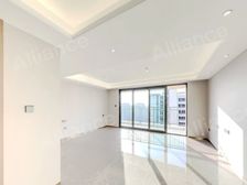 朱放路商圈 万科翡翠公园 三开间朝南 开发商精装 一天未住