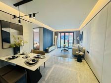 龙光玖龙府!全新未入住,来电送车位,总价少6万卖,包税送家私
