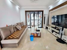 三中,绿地玫瑰城新出大三房,南北通透,采光很好,拎包入住