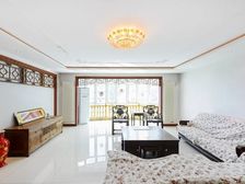 翠叠园中间楼层户型方正采光好家具家电