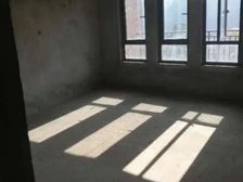 急售 经开区天花板别墅 有院子地下室露台超大使用面积莱电咨询