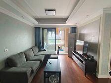 靠近地铁口 小区环境好 物业管理完善 房东诚意出售 随时看房