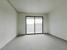 绿地品质小区 万科物业 大平层五开间朝南 全天采光