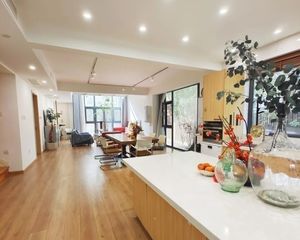 莫奈花园 大花园双拼 地暖新风 净水软水 现代新装修7室
