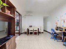 全明格局!!户型方正!!业主急出售大降价!!