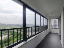 四期头排小高层 带车位 诚心卖