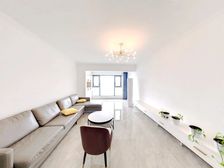 正地铁口,全新装修,未入住,,