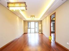 长阳万科高品质小区,中楼层采光视野无遮挡,位置安静,居住舒适