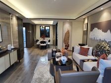 瑶湖 江西师范大学门口 精装修找我少5万 门口就是地铁1号线