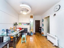 福星新城 自住装修两室,中上楼层采光好满五年不靠高架随时看房