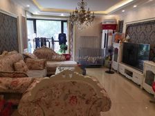 开园小区五年唯一精装修三居室.