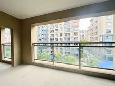 10月不是好房不推荐,九曲河大洋房,正南大阳台,楼间距宽