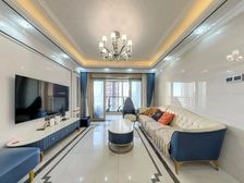 (亲戚笋盘)!星河丹堤V区,精装4房,拎包入住,价格可谈!