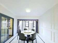 星河丹堤花园 高楼层视野好,业主在深圳买了房,给价就卖