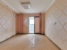 新上边套全明三房!前后无遮挡!采光通透!2103年次新房!