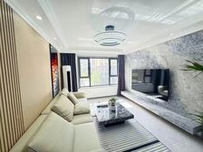 铖裕香榭湾 有电梯 南北通透 小区新 满五 小三房