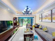 必看好房!核心位置,天街旁边,带前后花园加两层地下室!