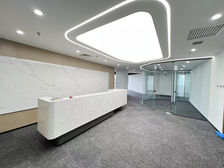 国贸CBD建国路沿线高端写字楼高层丨正对电梯大气前台东南向