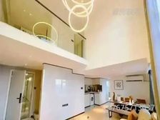 七号线地铁 精装复式 可租3800 业主全包税 现有优惠!!