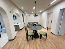 急急急 2000年拎包入住 全明格局 背靠世纪公园