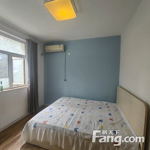 太古里 红街 工体 酒吧一条街 三里屯SOHO对面精装两居