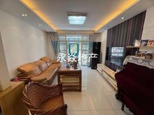 新上 业主置换市区 三岛龙洲苑 1楼带大花园 飞机户型三房