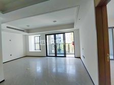 102平 3室 电梯房 精装 南北通透 房东急置换 诚心出售