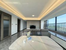 新上!有8,种!开发商精装大三房,视野 !地暖,中央空调