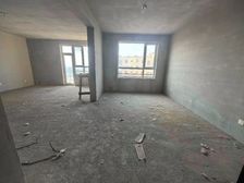 红山庄园(住宅) 毛坯四居 采光好 新小区环境好 南北通透