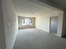 5000多买盛世未来实验旁,四室现房全明,谷德茂 潍柴歌尔近