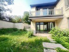 碧桂园通透板式端头合院别墅,花园220平米。诚意出售750W