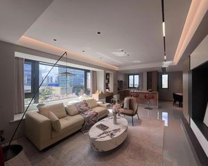 凤悦印湖,全新毛坯,楼层采光好。