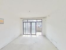 华夏西,出门即是D铁,南北通户型,看房方便,诚馨出售采光好