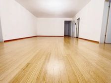 报价还能谈 万国城南北3室(私家电梯)2期大楼W 看房随时