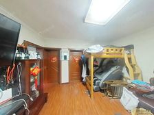 新上,老业主委托,小区临河位置,观景楼层,换好别墅诚意出售!