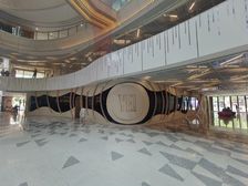 可餐饮.月租38万.淮海中路.黄浦区.地铁口.沿街商铺