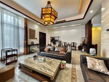 熙岸花园东区:联排大花园,沿河.位置好.百万精装没怎么住过人