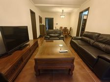 苑 二室一厅 精装修 135万元出售 拎包入住