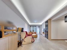 涛汇明日鎏金湾 3室2厅 东南