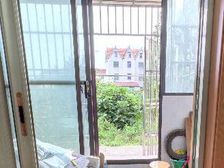 低总价+50平院子+精装修+采光佳+门口河可以钓鱼,视野开阔